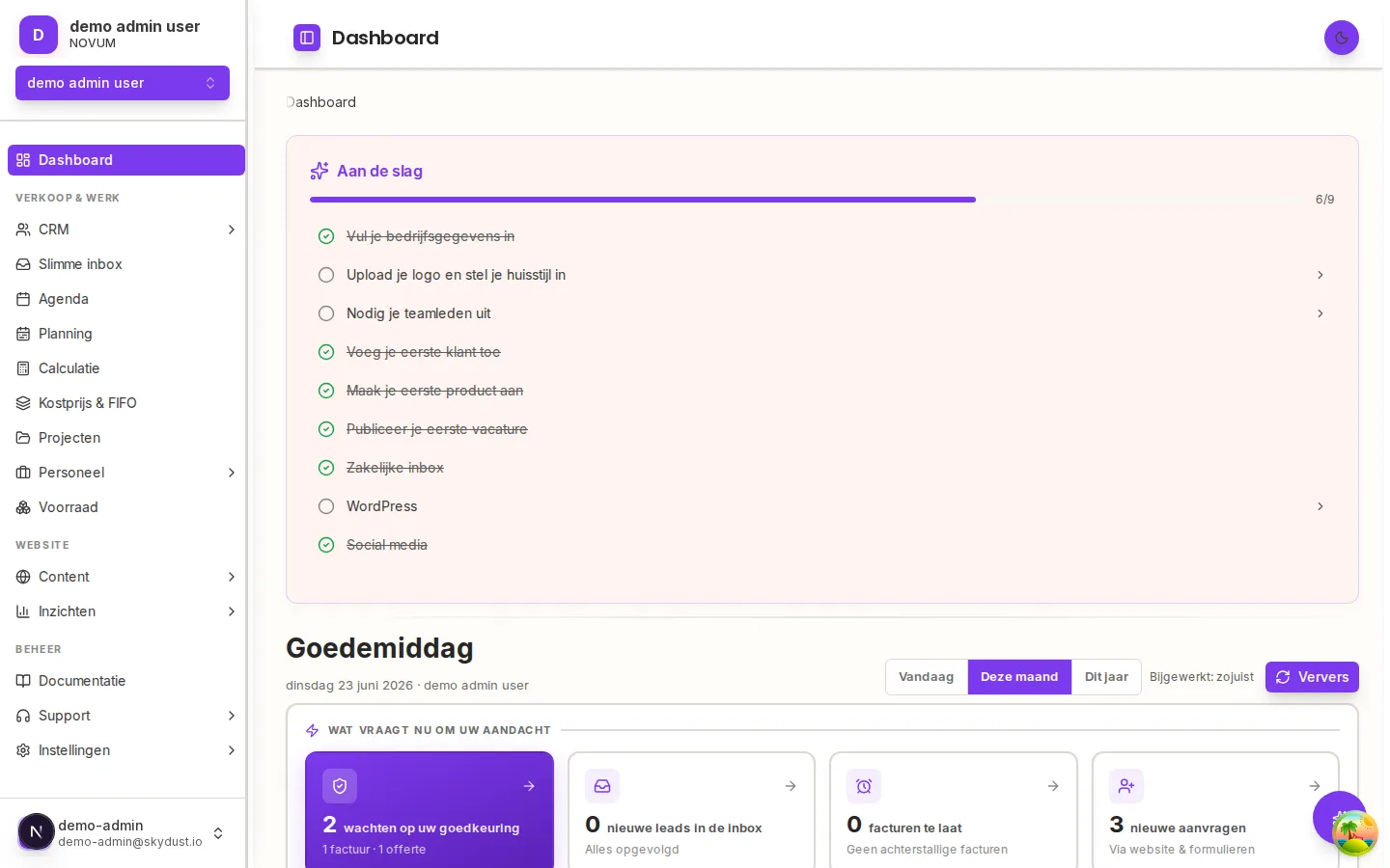 Eén overzicht van offertes, klanten en websiteleads, direct bij het inloggen.
